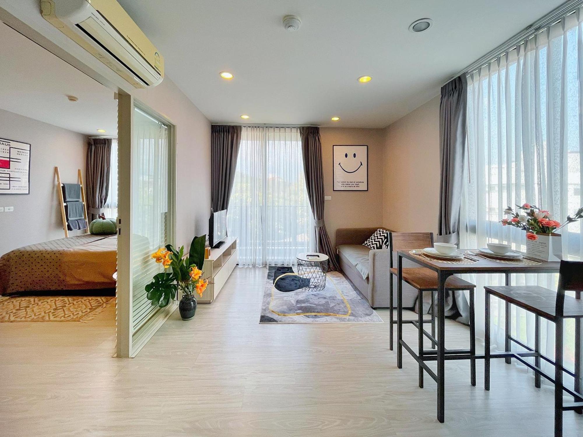 Cm Design Space In Ninman Maya Chiang Mai Exterior photo